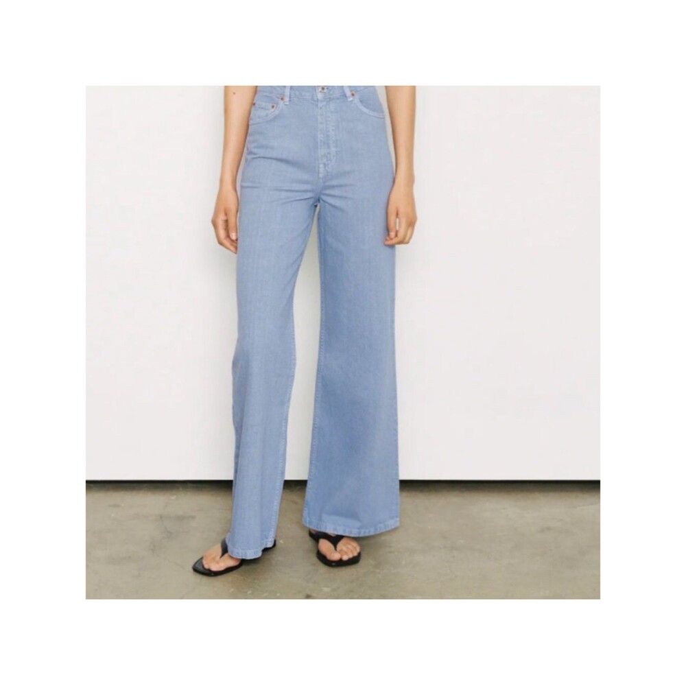 Zara The Trute Wide Leg Jeans in Blue Size 2